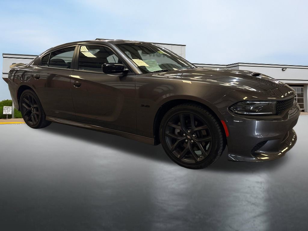 Used 2023 Dodge Charger R/T w/ Blacktop Package image 7