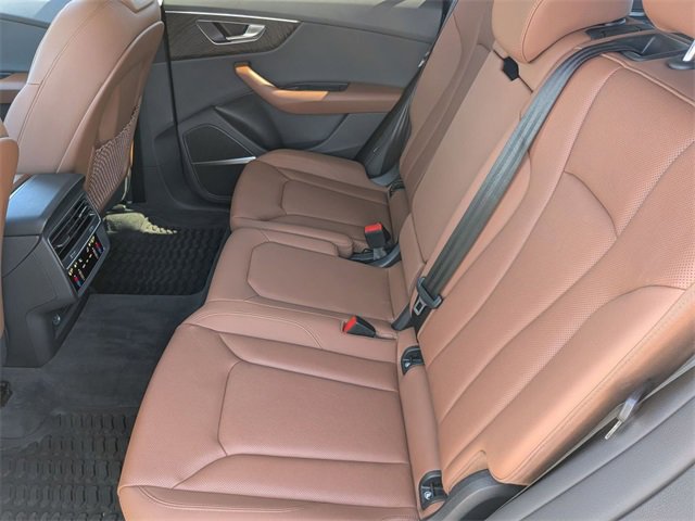 Used 2022 Audi Q8 Premium Plus w/ Premium Plus Package image 27