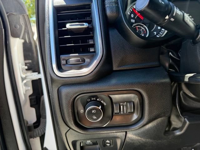 Used 2025 RAM 1500 Laramie AWD/4WD image 16