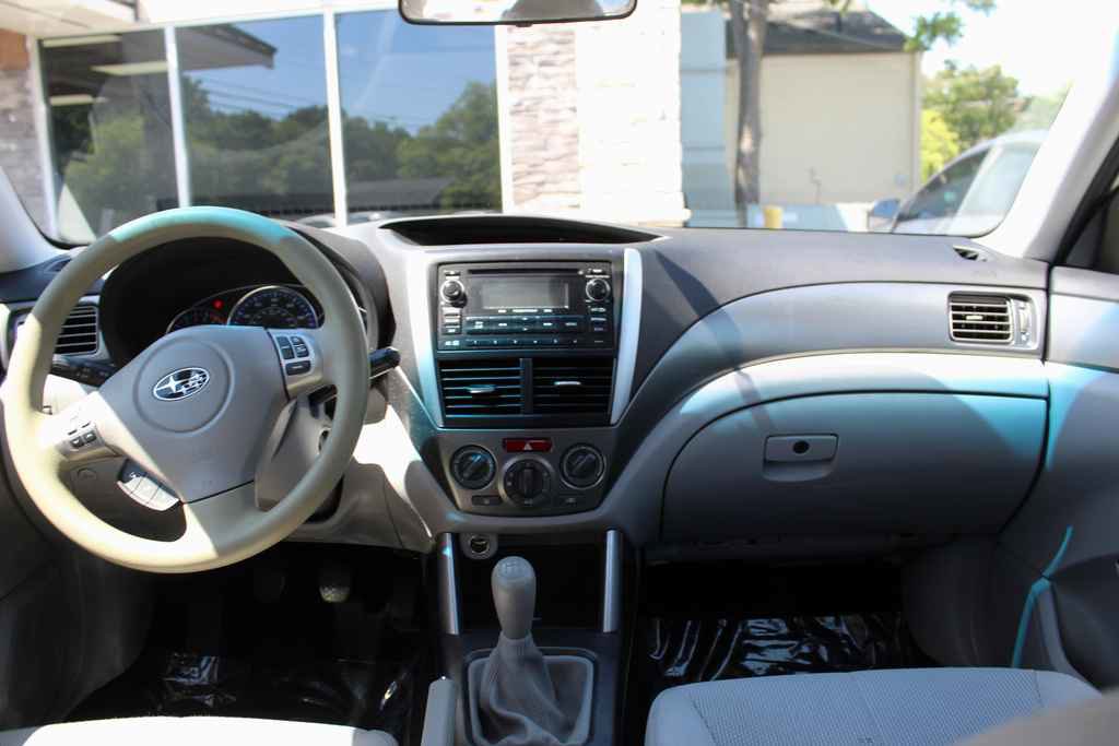 Used 2013 Subaru Forester 2.5X AWD/4WD image 25