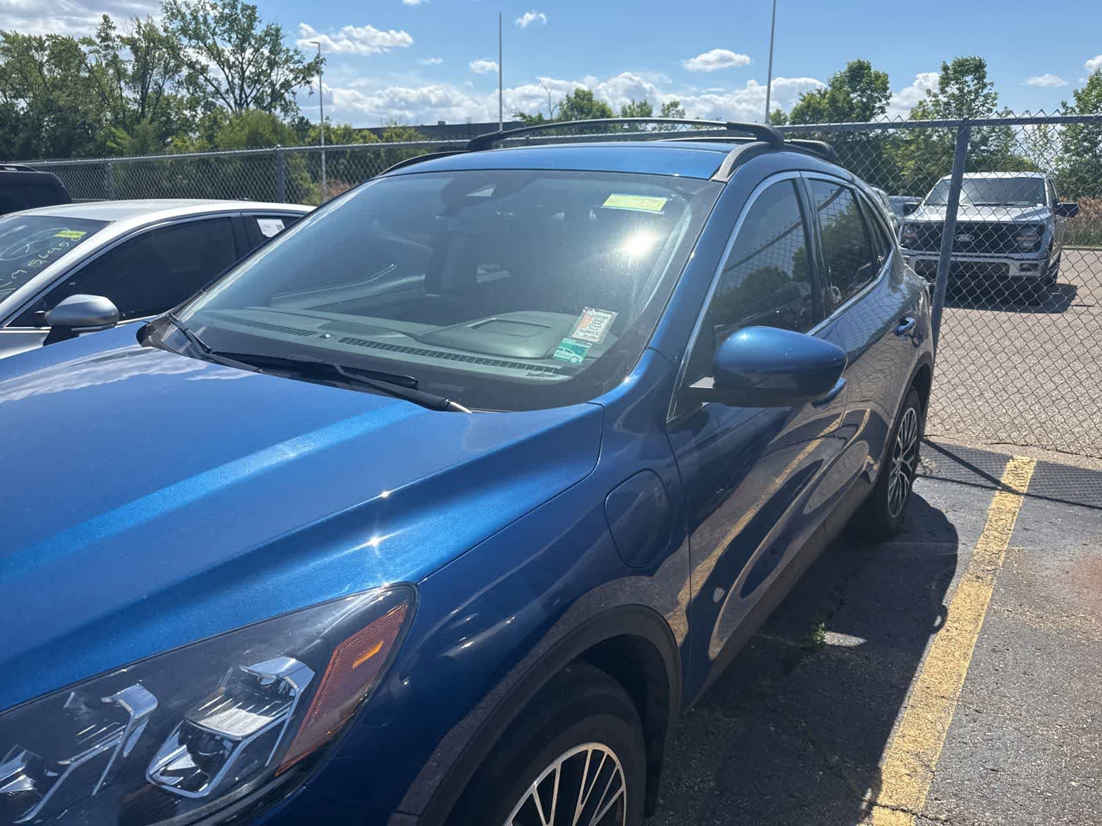 Used 2022 Ford Escape Titanium w/ Titanium Premium Package FWD image 14