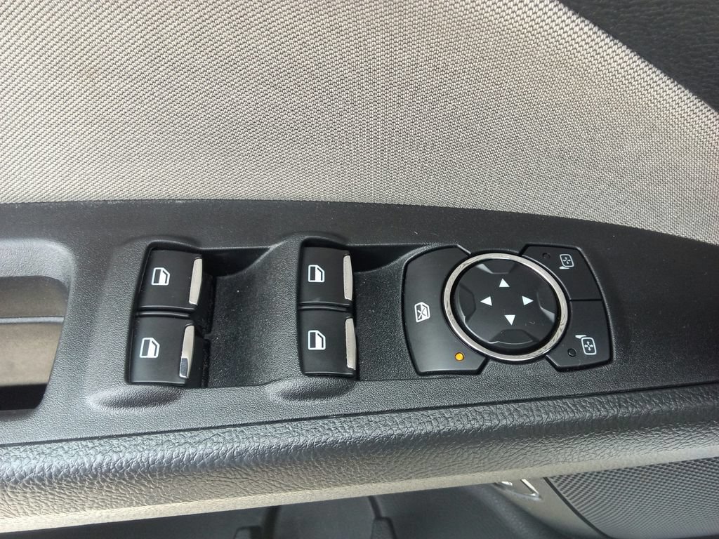 Used 2018 Ford Fusion S FWD image 18