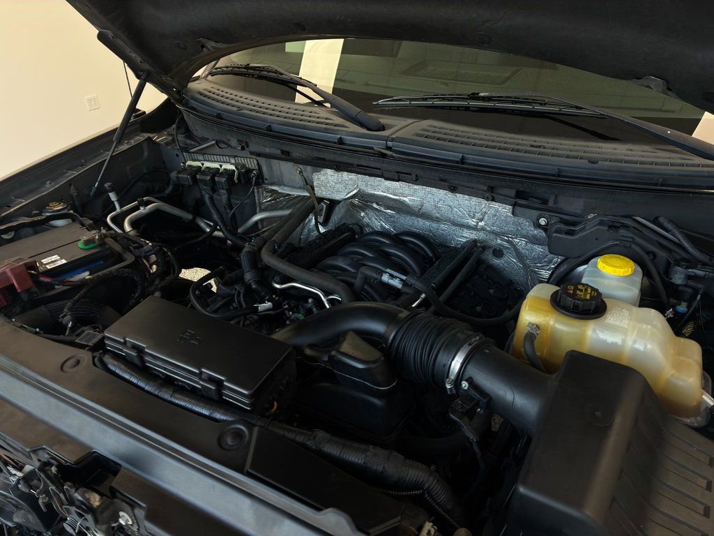 Used 2014 Ford F150 XLT w/ XLT Chrome Package image 55