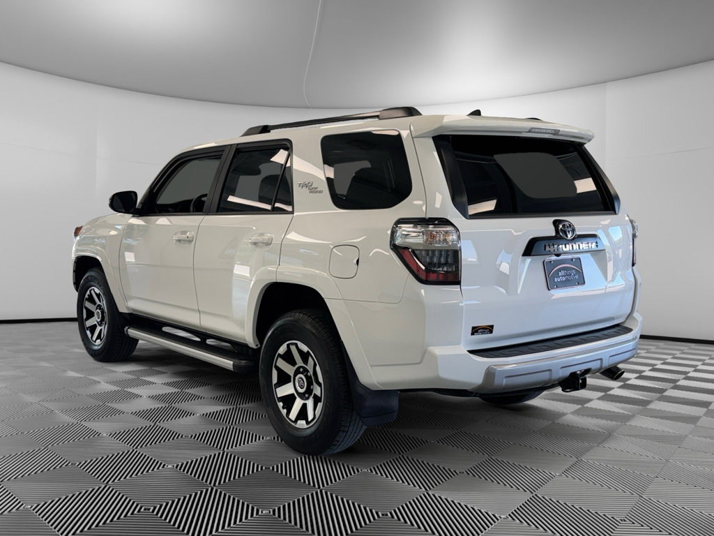 Used 2023 Toyota 4Runner TRD Off-Road Premium w/ Off Road Premium Plus Package AWD/4WD image 6