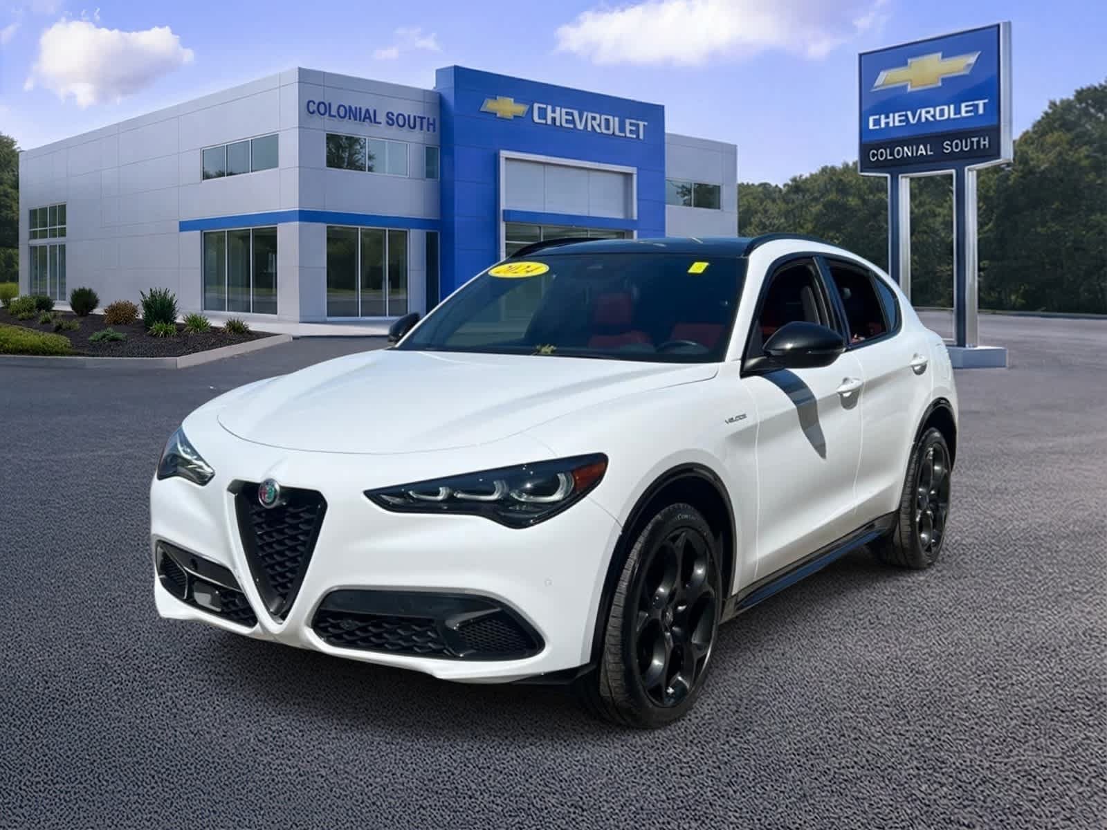 Used 2024 Alfa Romeo Stelvio Veloce AWD/4WD image 1