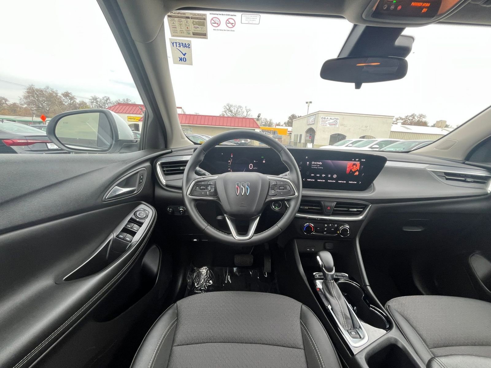 Used 2025 Buick Encore GX Preferred image 32