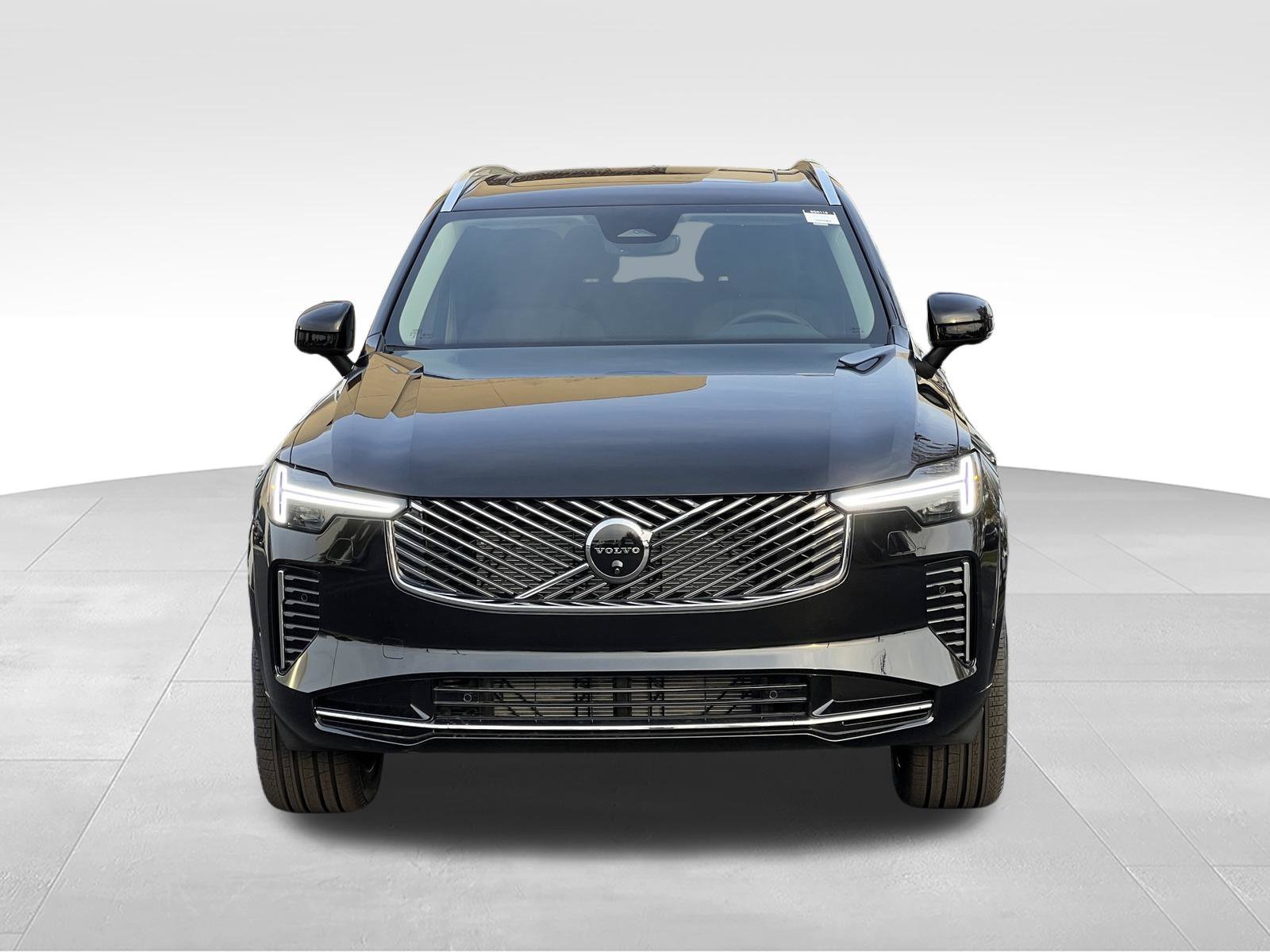 New 2026 Volvo XC90 B6 Plus w/ Protection Package Premier AWD/4WD image 9