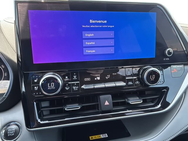 Used 2023 Toyota Highlander Platinum FWD image 23