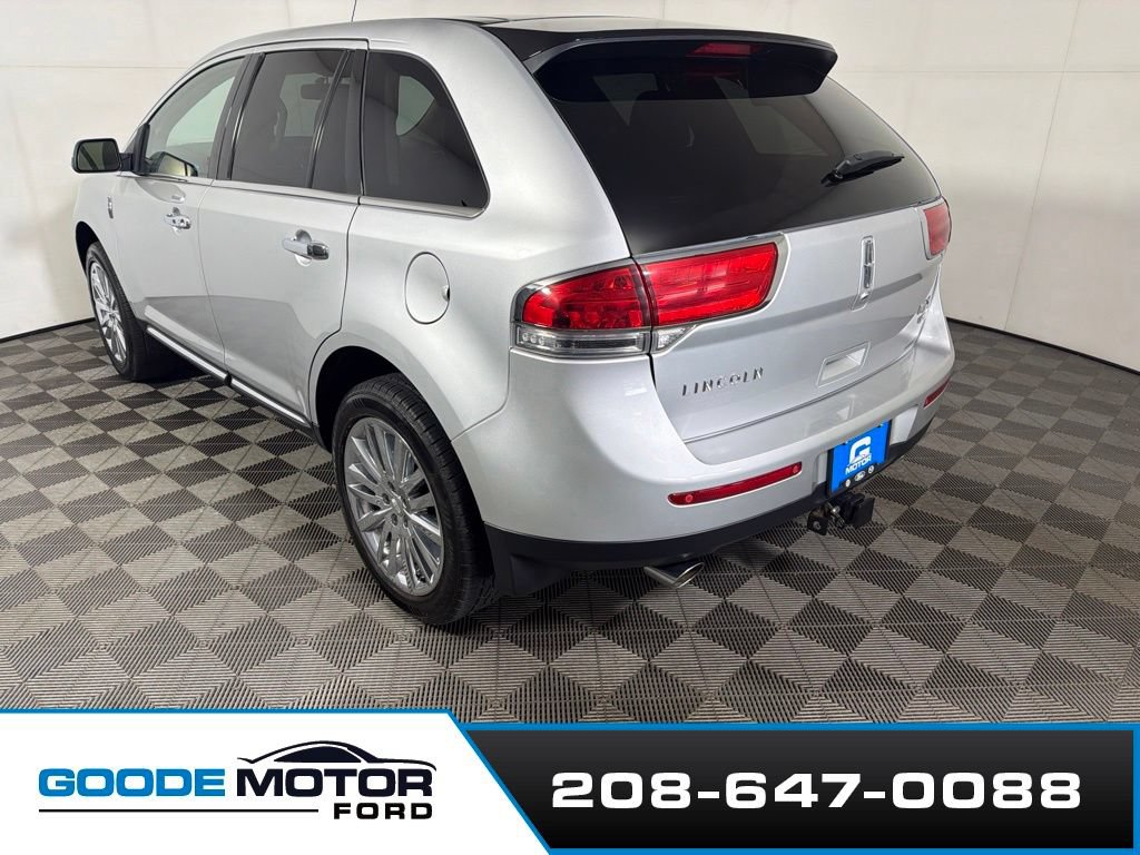 Used 2013 Lincoln MKX AWD image 5