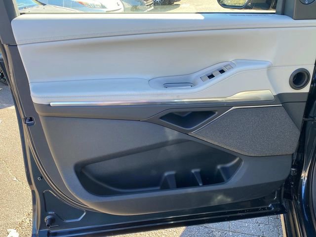 New 2025 Lincoln Navigator Reserve AWD/4WD image 11