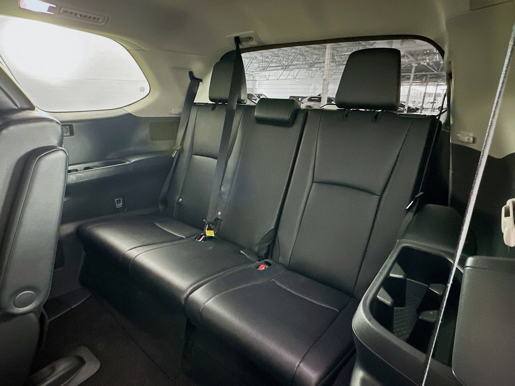 Used 2025 Toyota Grand Highlander AWD image 29