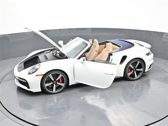 Used 2022 Porsche 911 Turbo image 22