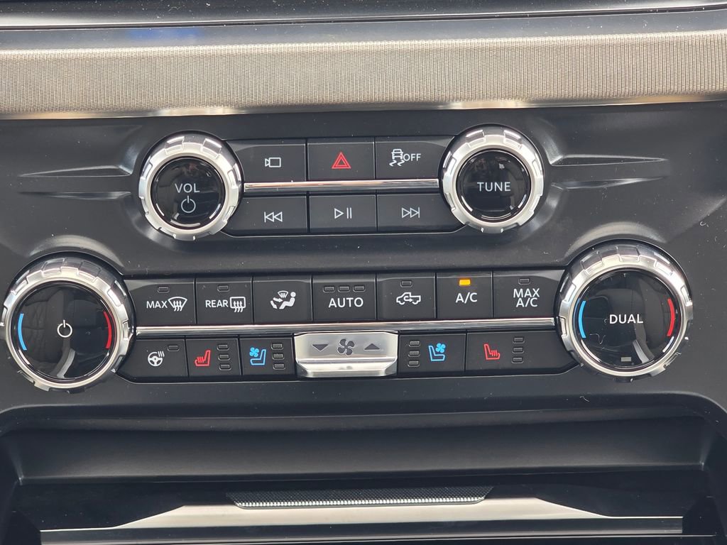 New 2026 Ford F450 Platinum w/ Platinum Plus Package AWD/4WD image 15