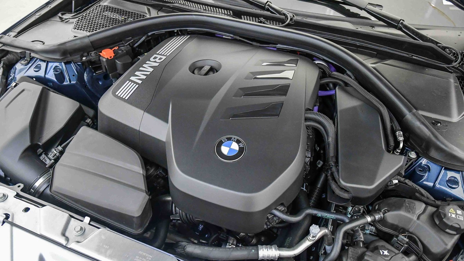 New 2026 BMW 330i Sedan w/ Premium Package image 29