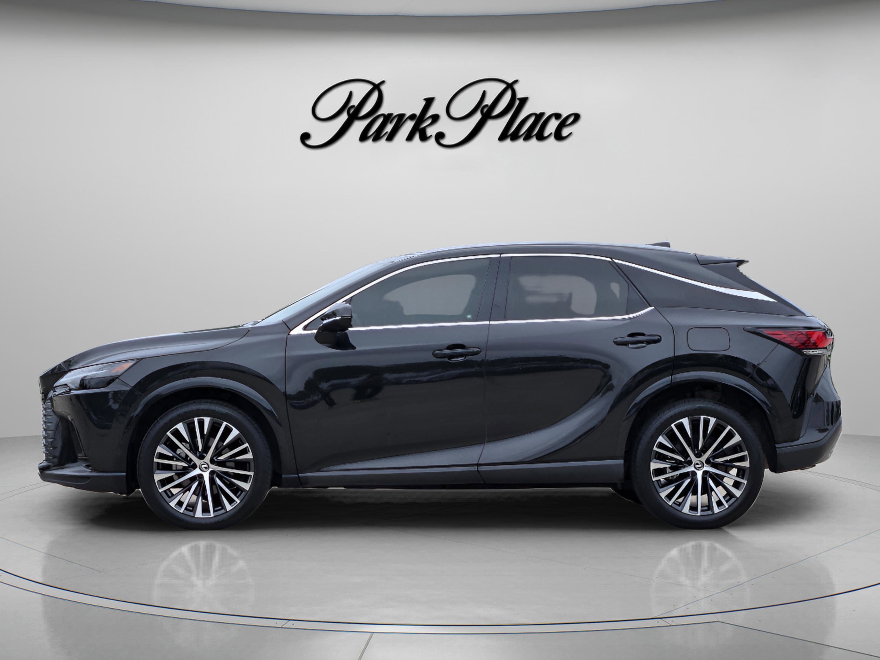 Used 2023 Lexus RX 350 Premium Plus w/ Accessory Package (Z1) image 2