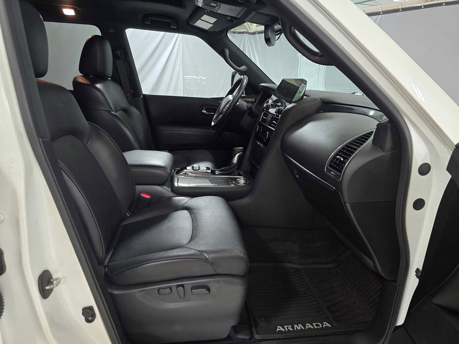 Used 2021 Nissan Armada SL w/ Midnight Edition Package AWD/4WD image 11