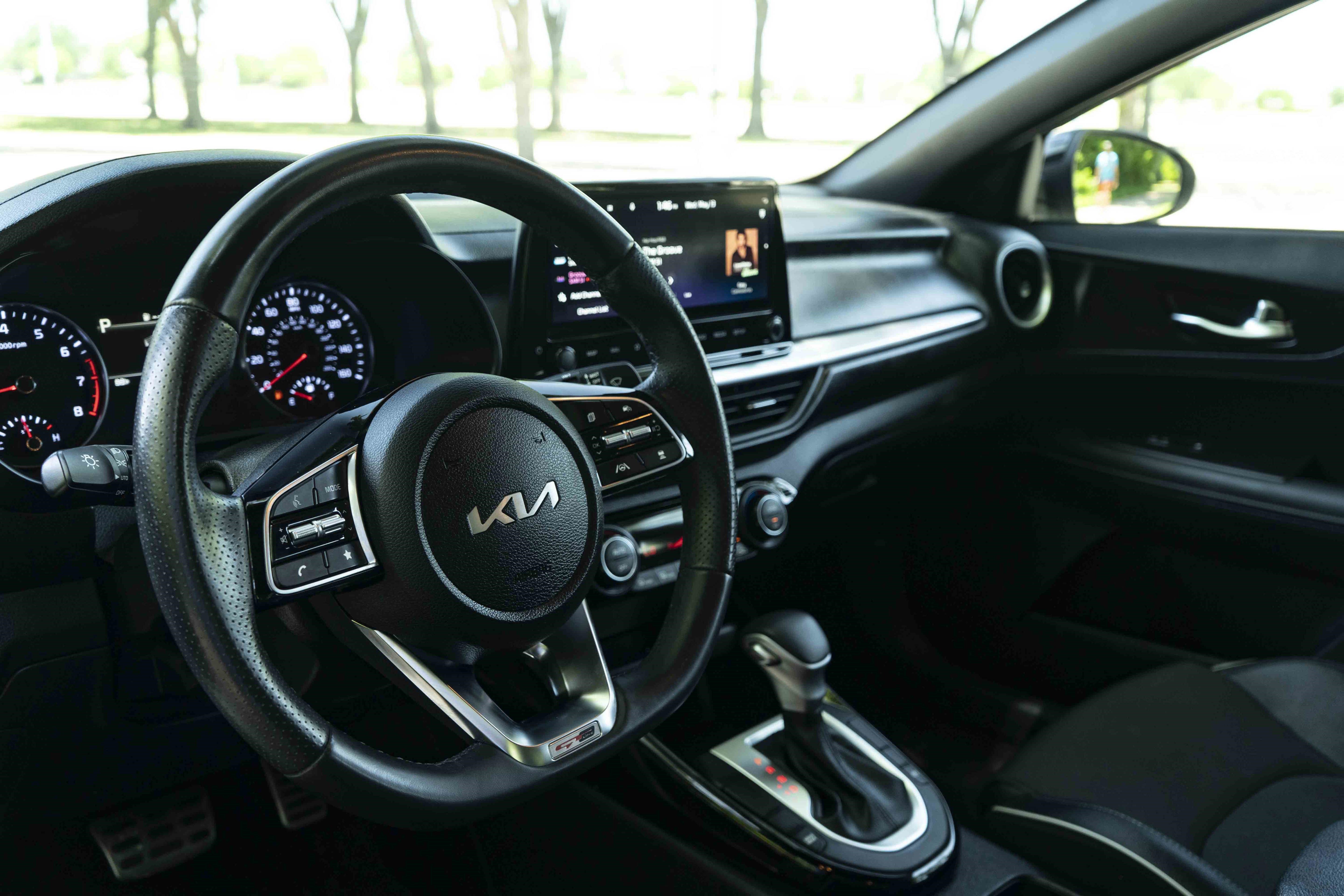 Used 2024 Kia Forte GT-Line FWD image 16