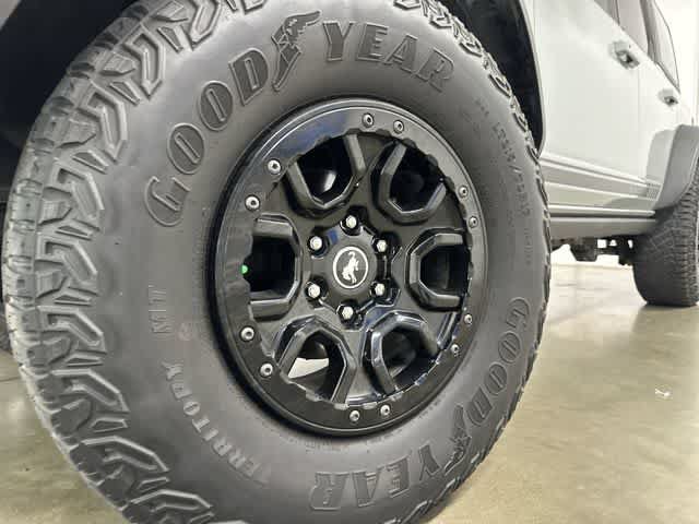 Used 2021 Ford Bronco First Edition AWD/4WD image 29