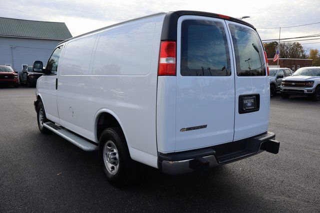 Used 2024 Chevrolet Express 2500 w/ Driver Convenience Package image 14