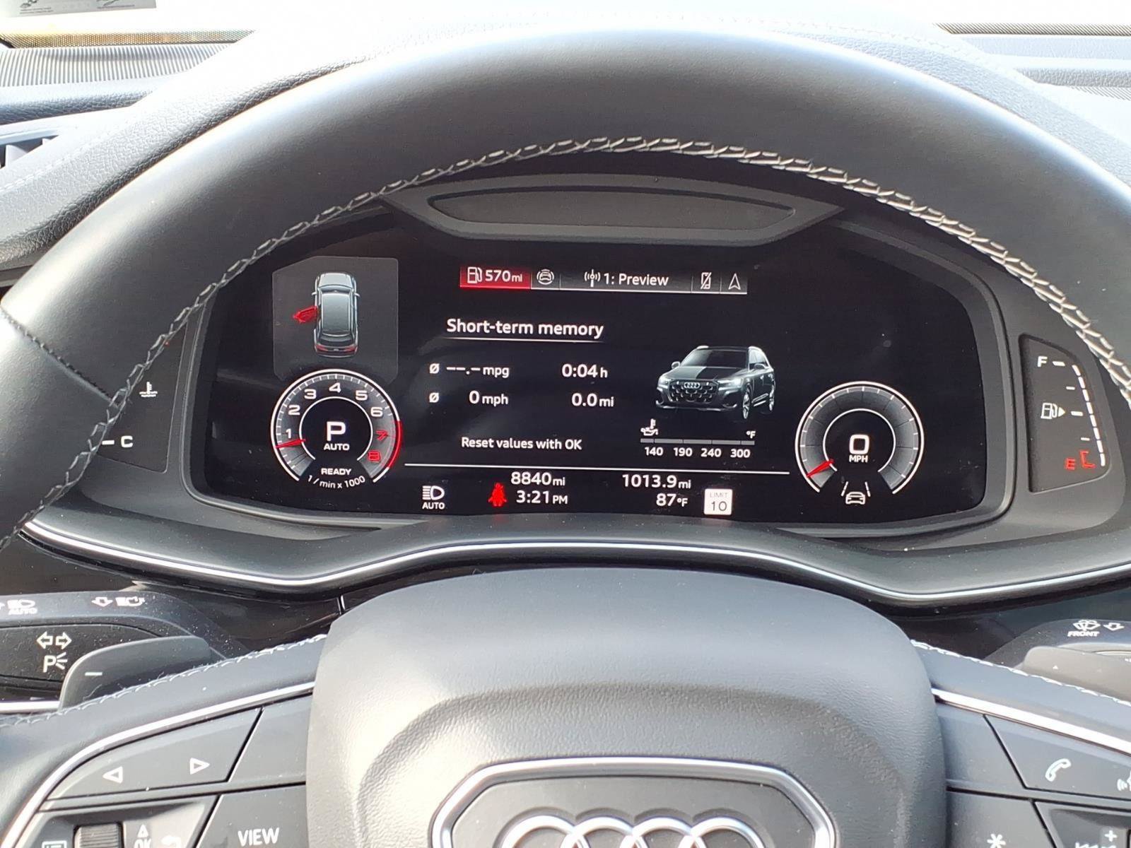 Used 2025 Audi Q3 2.0T Premium Plus w/ Premium Plus Package AWD/4WD image 21