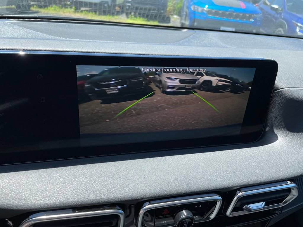 New 2026 Nissan Sentra SV w/ SV Convenience Package FWD image 14