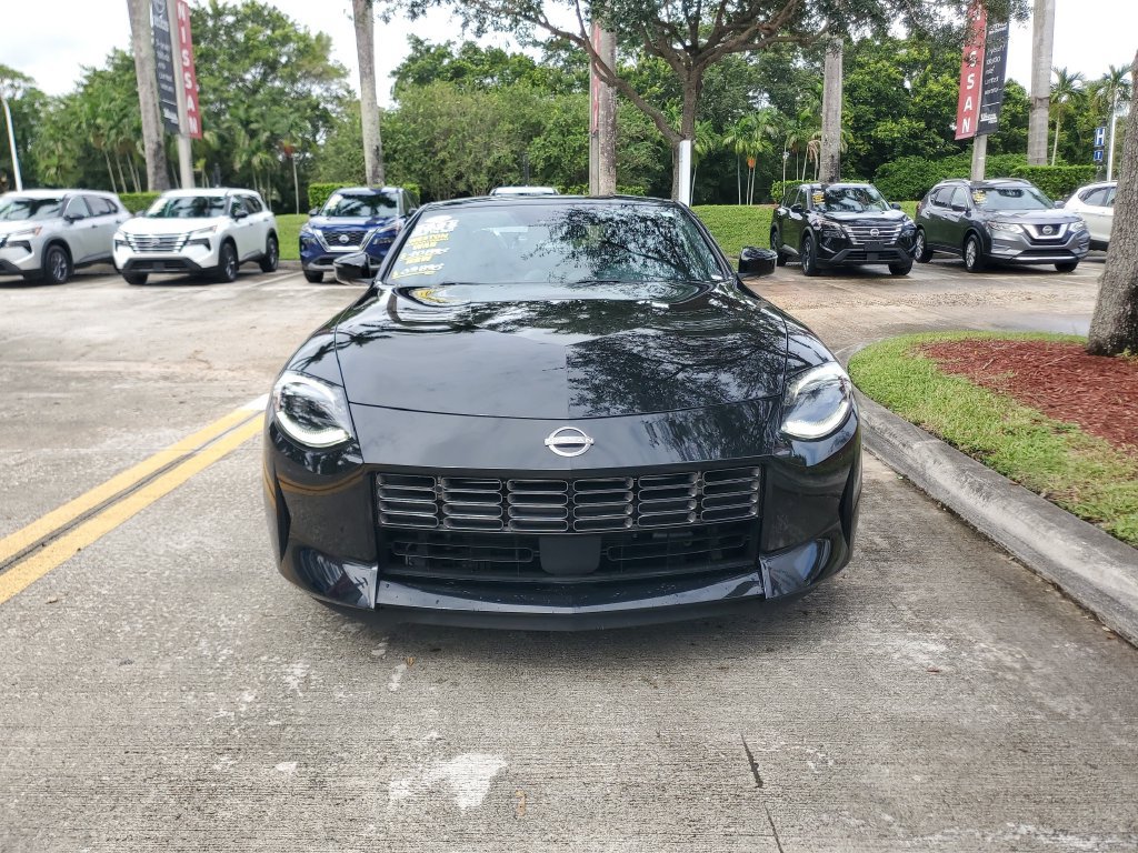 Used 2024 Nissan Z Performance w/ Floor Mat Package RWD image 2