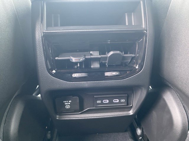 New 2026 Jeep Grand Cherokee Altitude AWD/4WD image 29