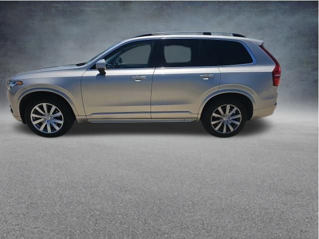 Used 2016 Volvo XC90 T6 Momentum AWD/4WD image 4