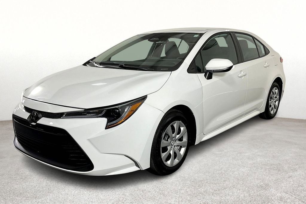 Used 2024 Toyota Corolla LE image 14