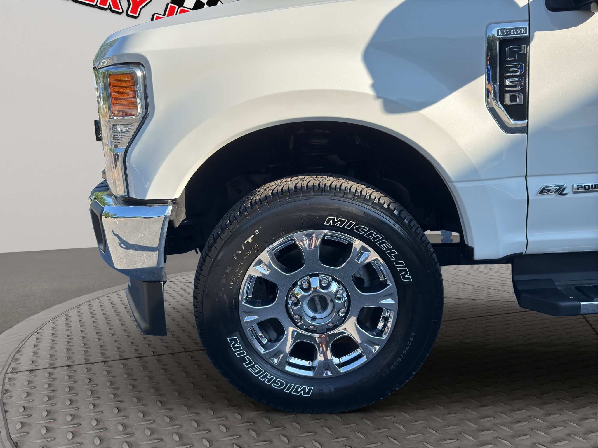 Used 2022 Ford F350 King Ranch w/ Chrome Package AWD/4WD image 19