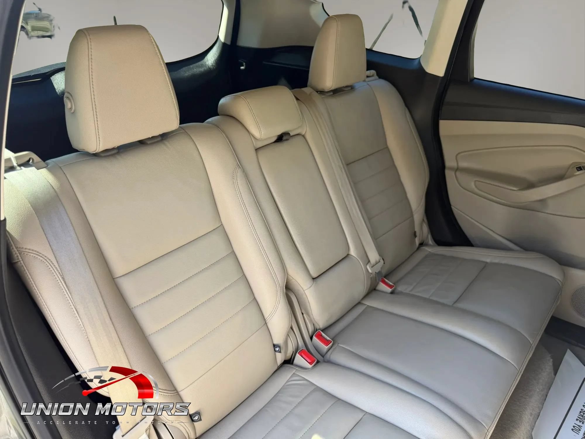 Used 2016 Ford Escape SE w/ SE Leather Comfort Package FWD image 21