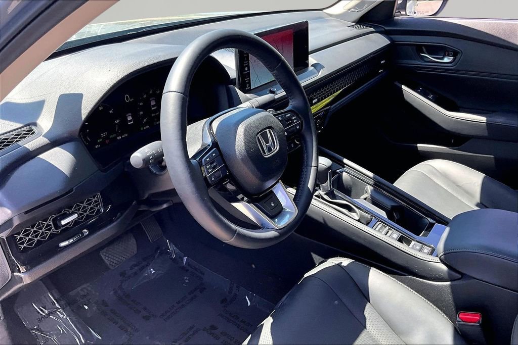 Certified 2025 Honda Accord Touring image 12