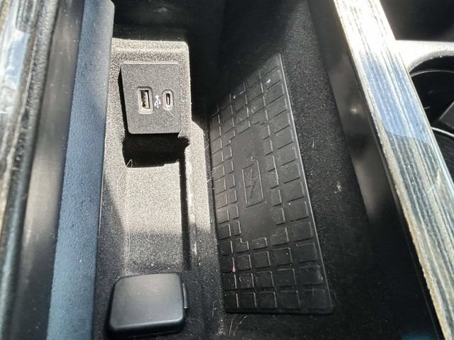 Used 2020 Lincoln Navigator L Black Label w/ Cargo Convenience Package AWD/4WD image 18