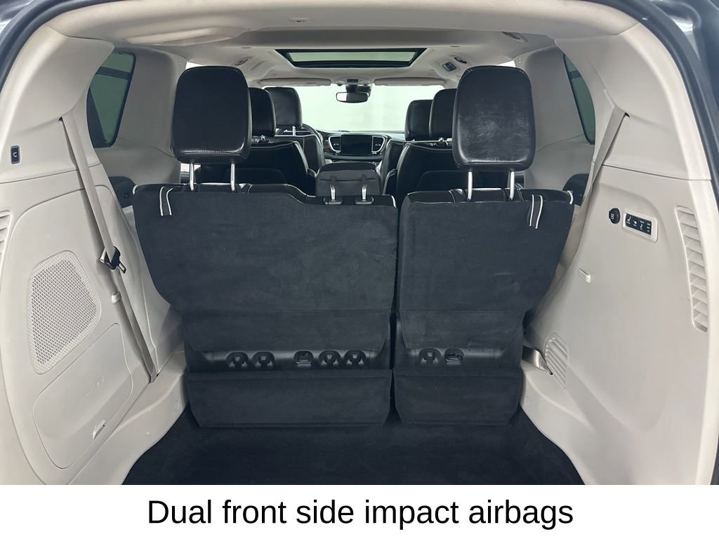 Used 2022 Chrysler Pacifica Limited FWD image 30