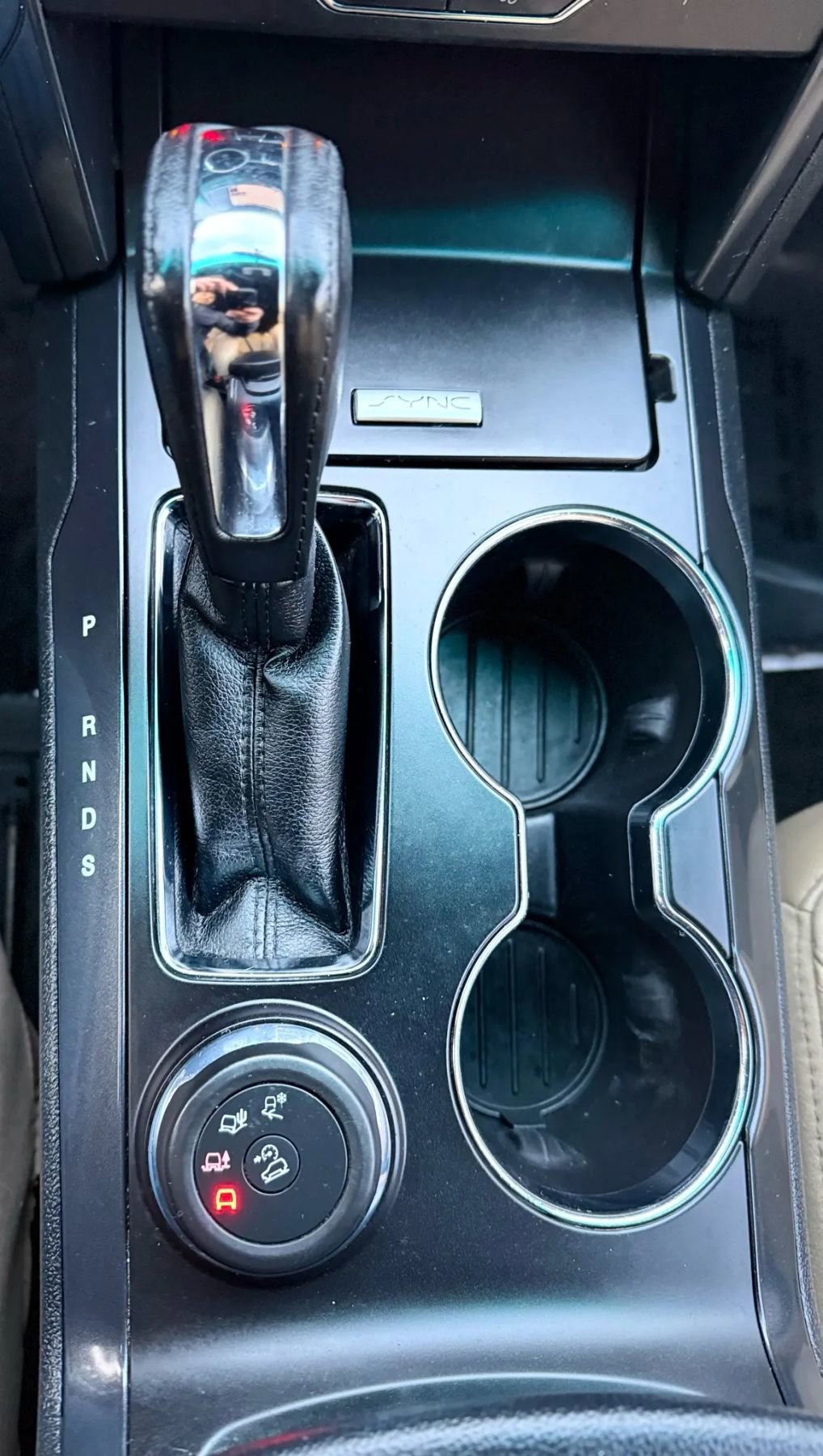 Used 2016 Ford Explorer XLT w/ Equipment Group 202A image 19