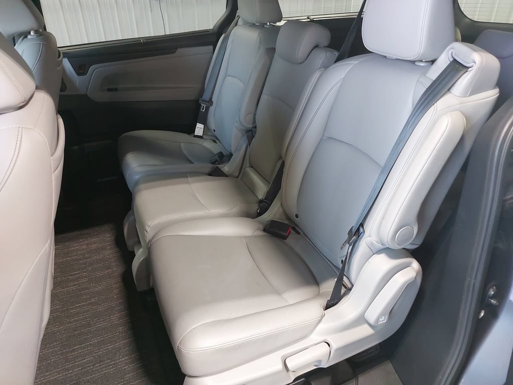 Used 2023 Honda Odyssey Touring image 14