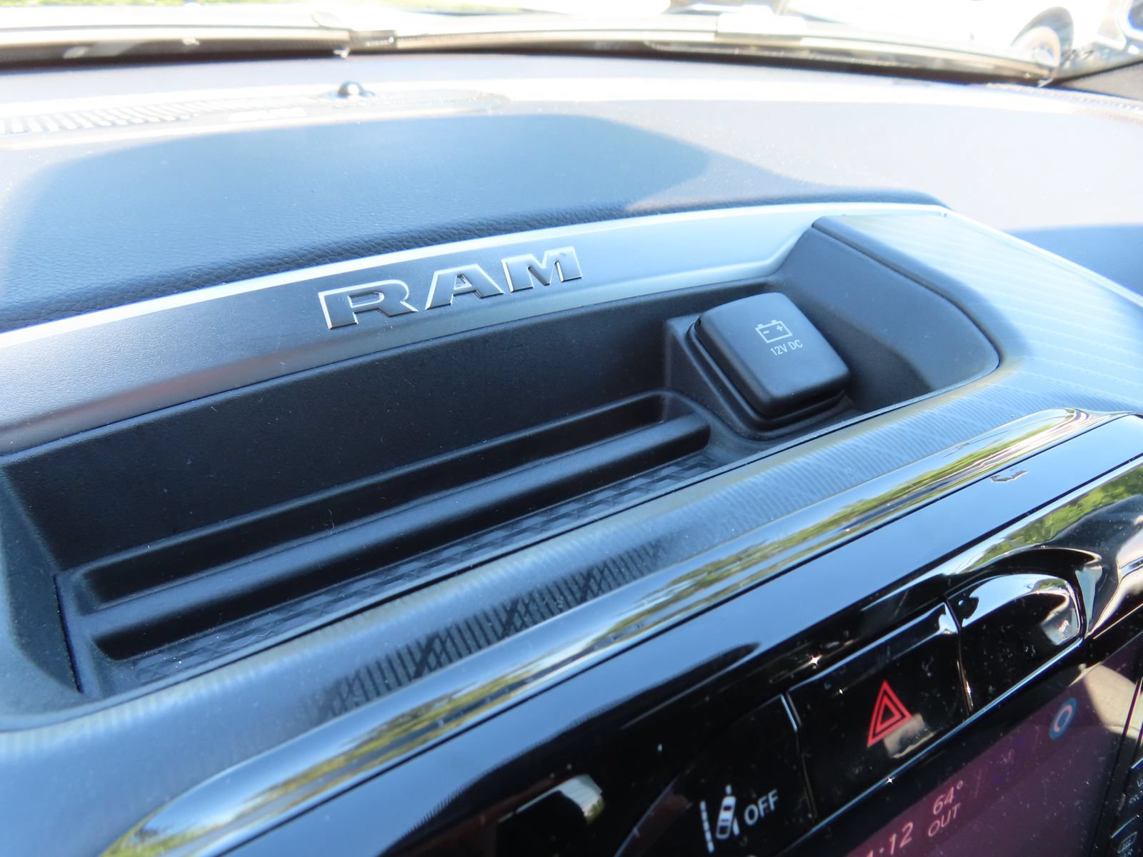 Used 2025 RAM 1500 Big Horn AWD/4WD image 23