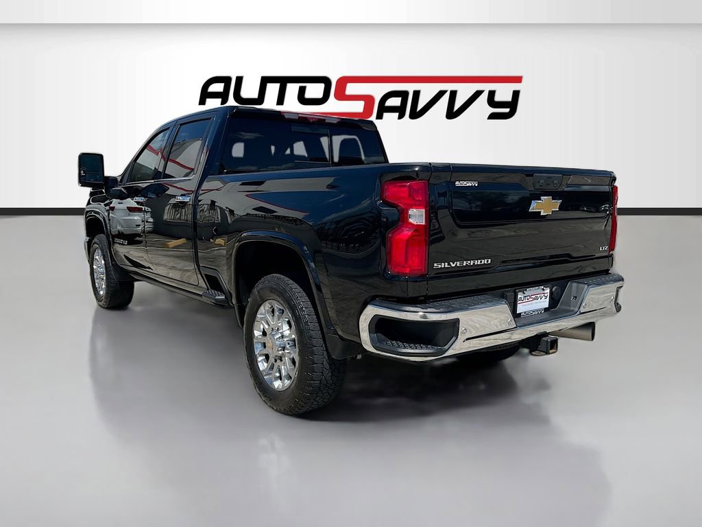 Used 2024 Chevrolet Silverado 2500 LTZ w/ LTZ Premium Package AWD/4WD image 5