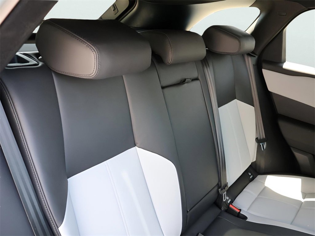 New 2026 Land Rover Range Rover Velar Dynamic SE image 14