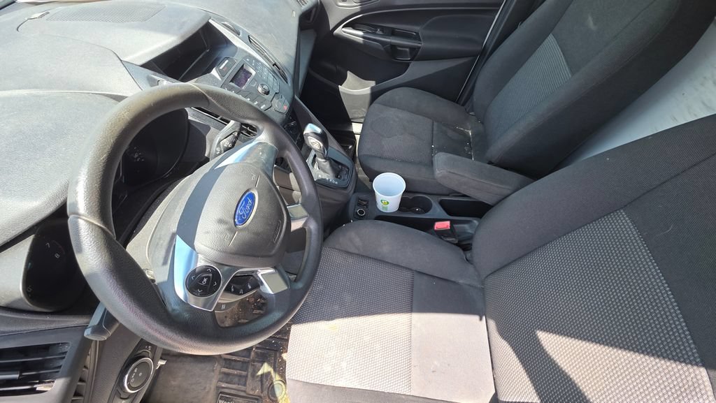 Used 2017 Ford Transit Connect XL FWD image 12