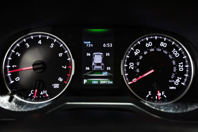 Used 2022 Toyota RAV4 XLE AWD/4WD image 18