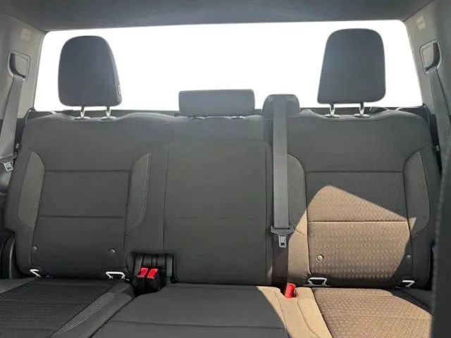 Used 2023 Chevrolet Silverado 1500 Custom AWD/4WD image 17