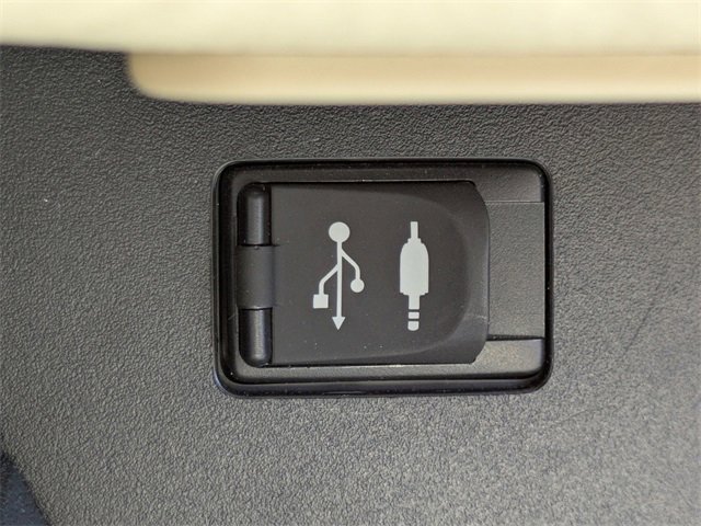 Used 2016 Toyota Highlander XLE image 23