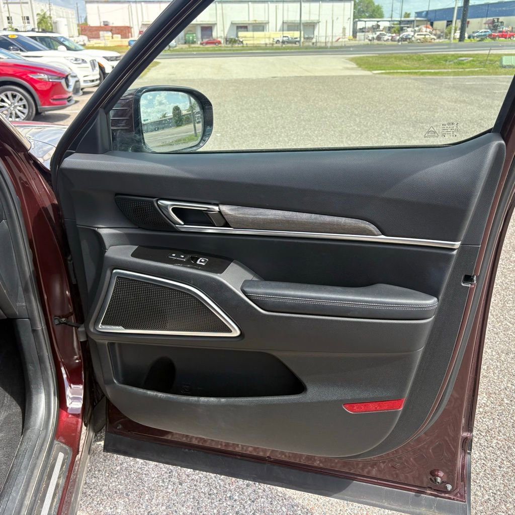 Used 2021 Kia Telluride SX w/ Nightfall Edition Package image 18