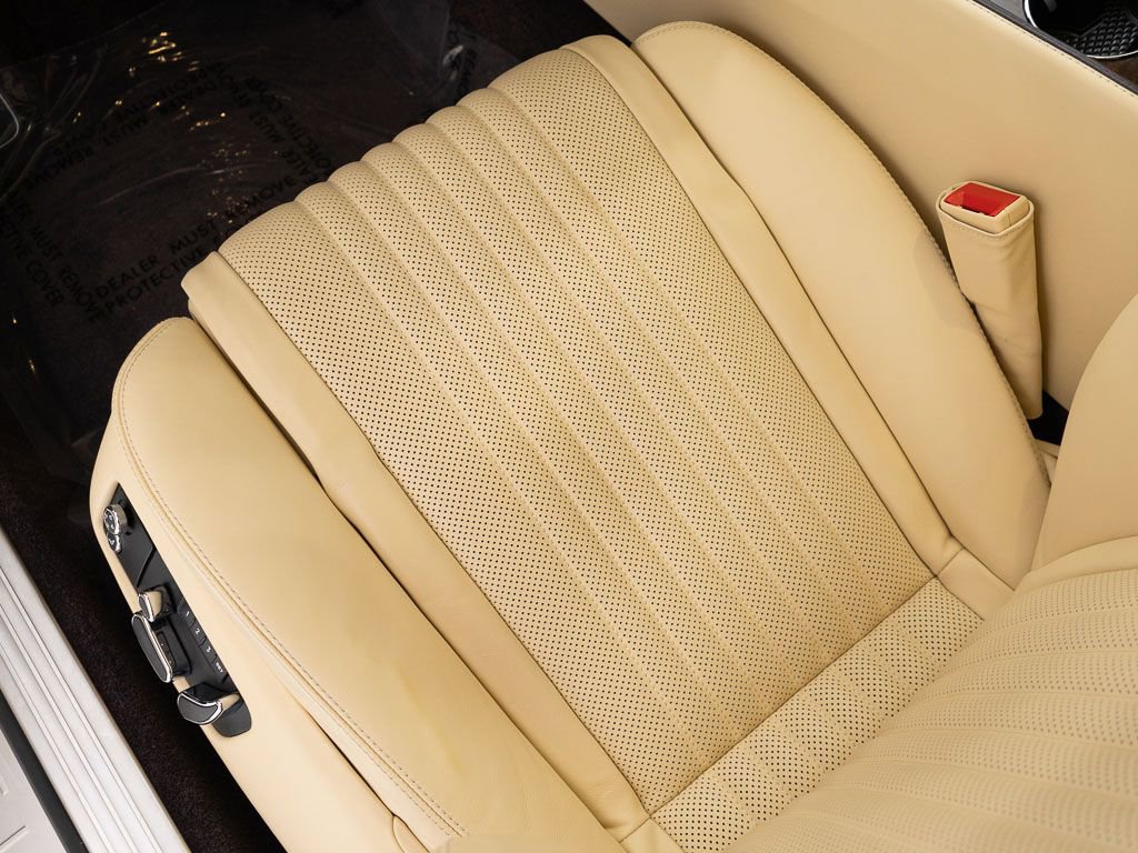 Used 2017 Bentley Continental GT image 19