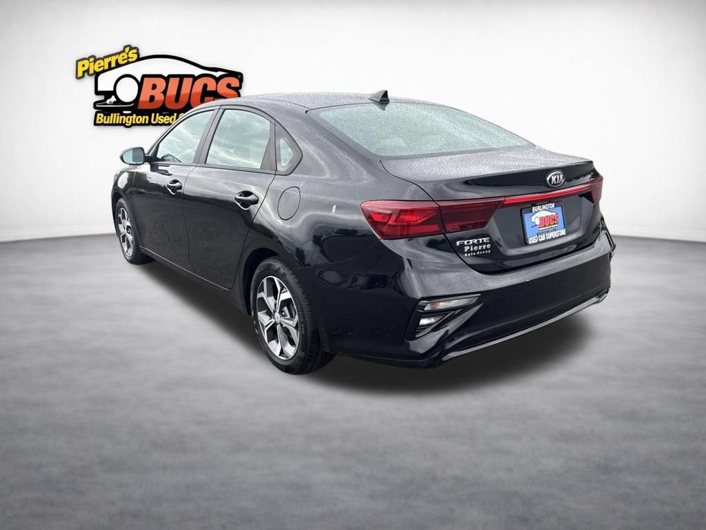 Used 2021 Kia Forte LXS FWD image 3