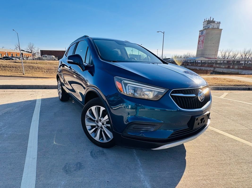 Used 2019 Buick Encore Preferred w/ Safety Package FWD image 3