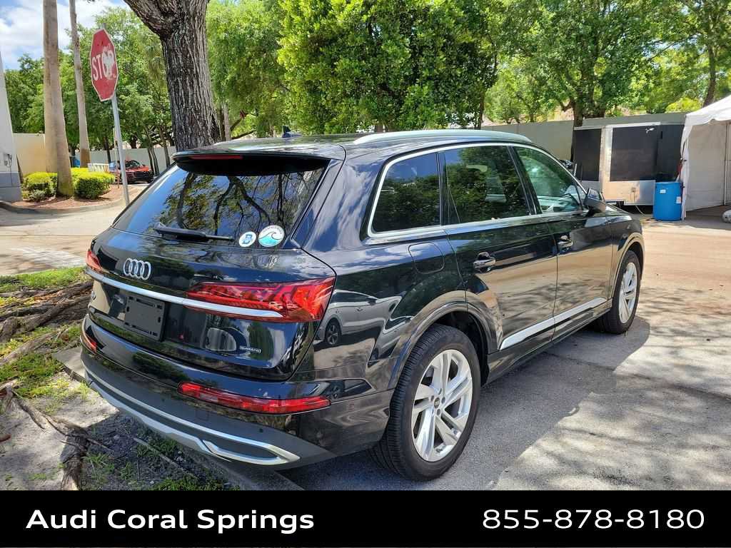 Certified 2023 Audi Q7 3.0T Premium w/ Convenience Package AWD/4WD image 12