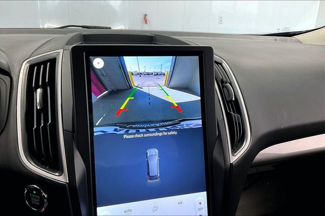 Used 2024 Ford Edge SEL w/ Convenience Package image 14