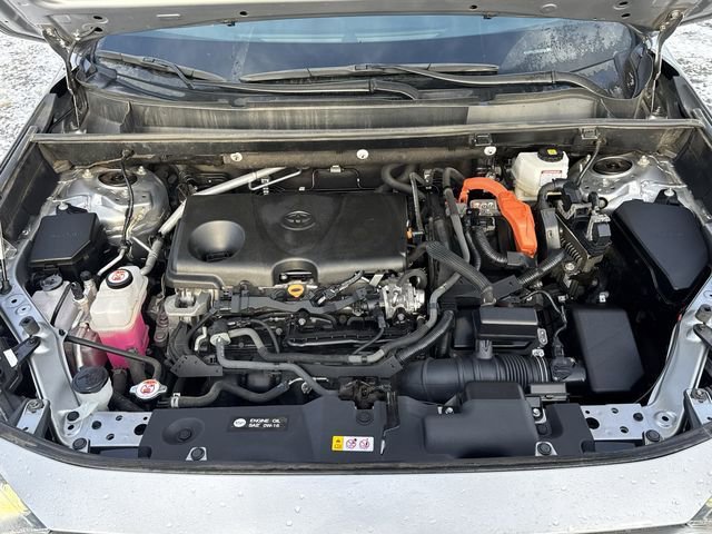 Used 2022 Toyota RAV4 SE w/ Convenience Package image 30
